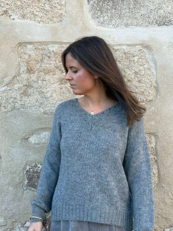 Jersey Gris Tachuelas